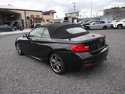 2015 BMW 235I